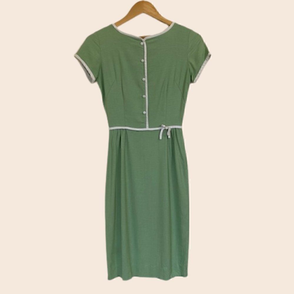 Stunning Pastel Green Vintage 50's Pencil Wiggle Dress Size XS